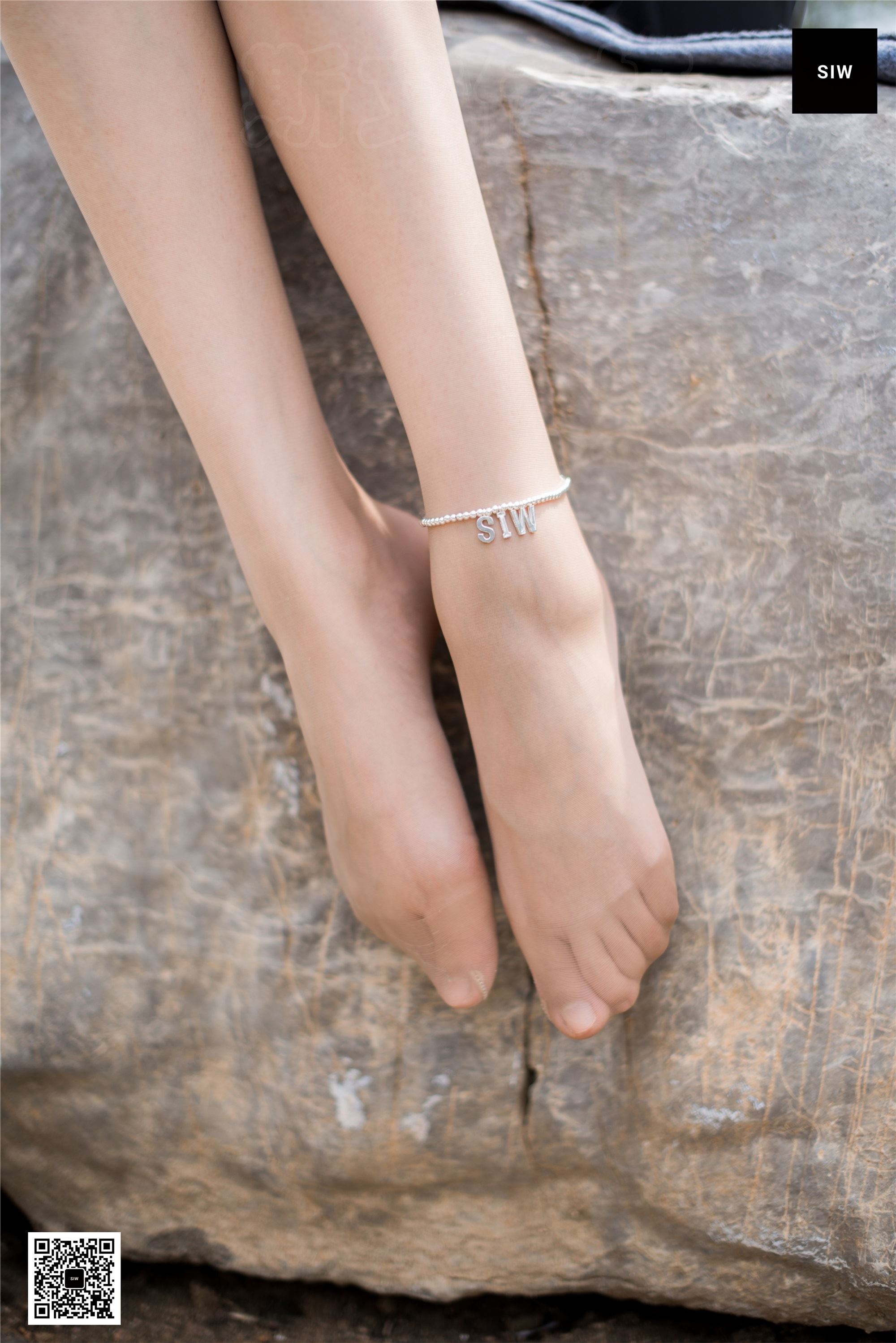 SIW斯文传媒 080 石上美人 - 雯静